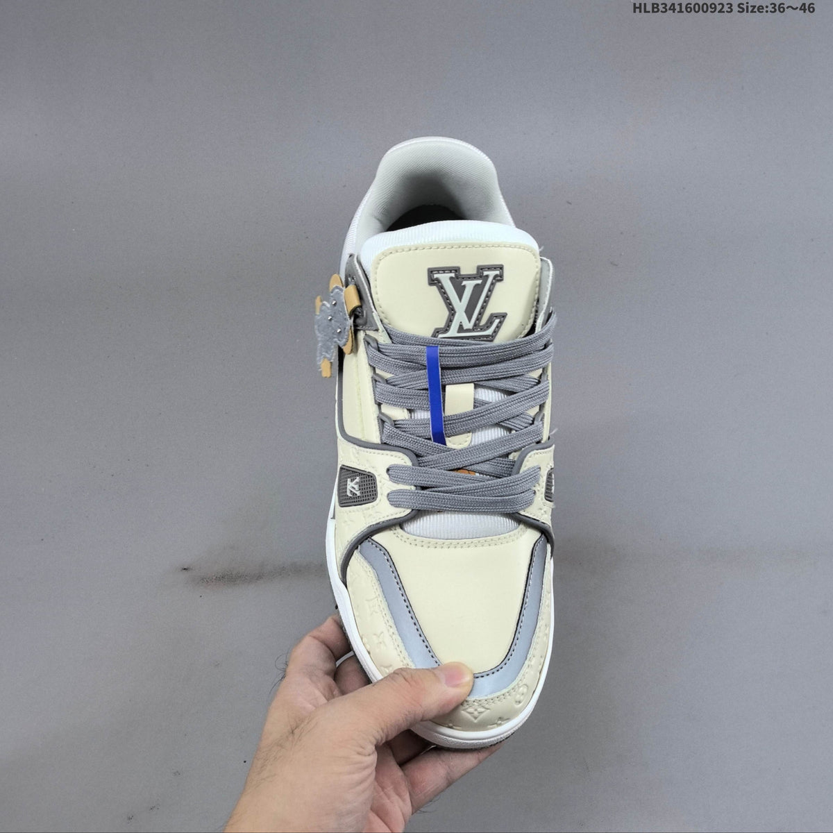 Classic Low-Top Fashion Sneakers